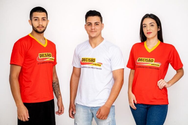 Camiseta de malha personalizada — Camisa & Cia